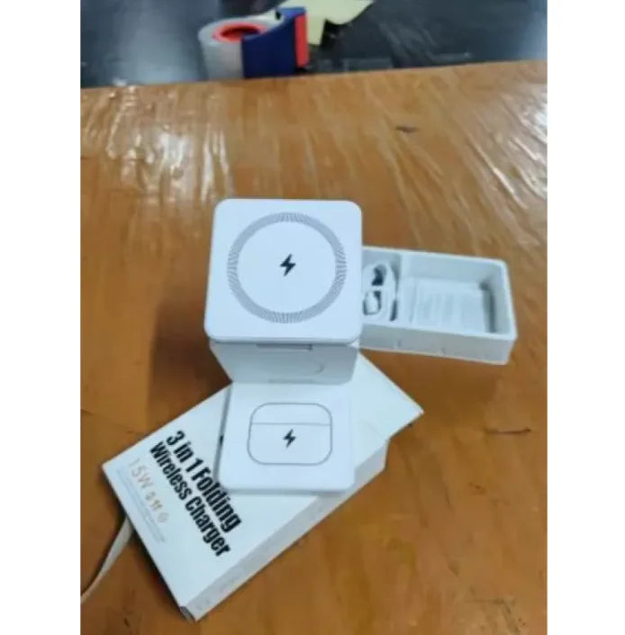 Magnetic Charging Station PhoneFiestas